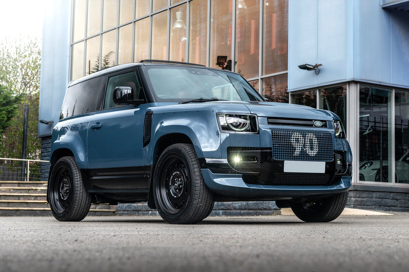 Land Rover Defender 90 Heritage Remastered