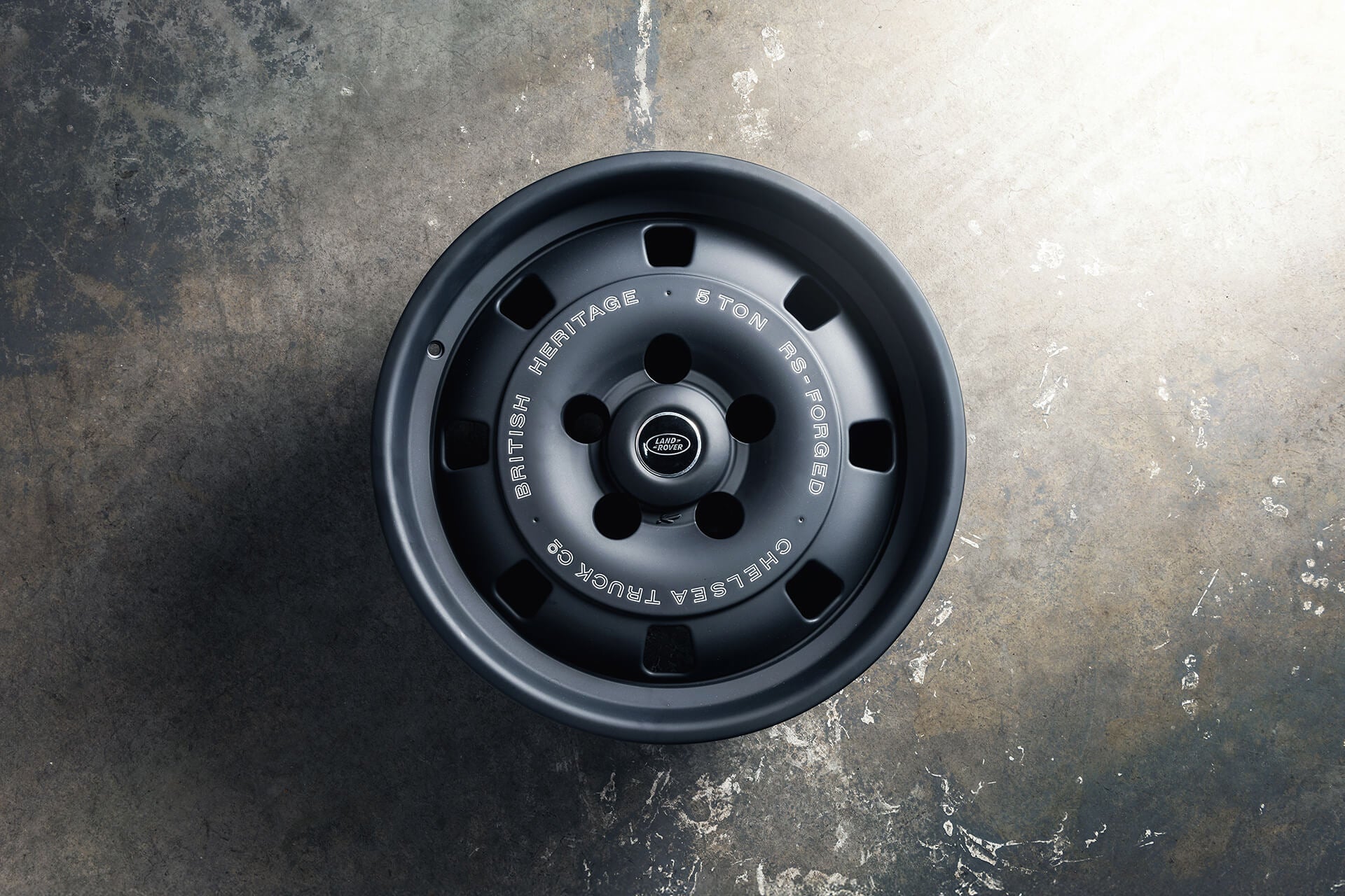 Chelsea Truck Company Expands British Heritage Collection with New 20-Inch RS-Forged Alloy Wheel