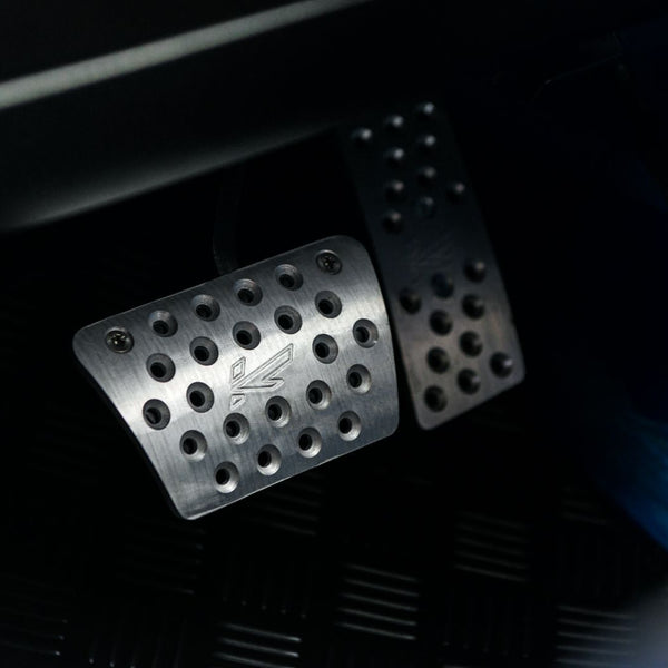 Jeep Wrangler Jk (2007-2018) Vented Foot Pedals In Machined Aluminium by Chelsea Truck Company - Image 2195