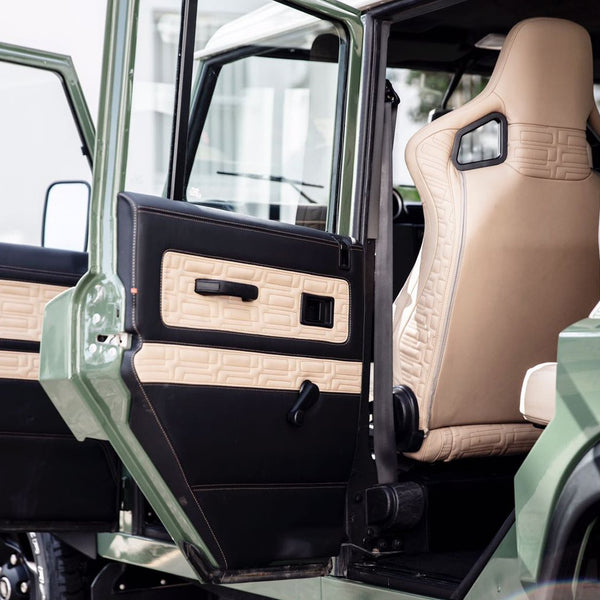 Land Rover Defender 110 (1991-2016) Door Panel Card Inserts