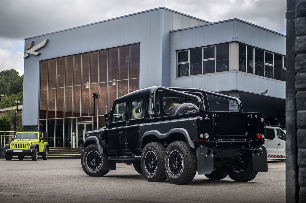 6 X 6 PICKUP Defender - Image 19