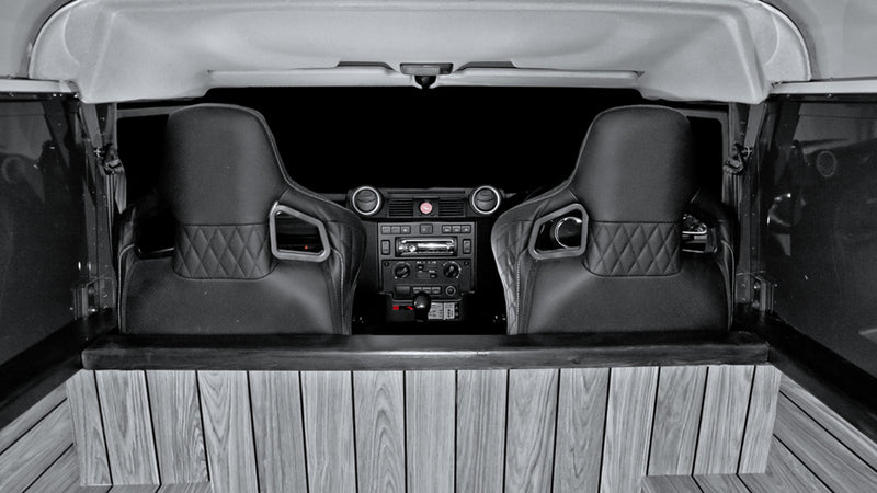 Until now if you owned a Defender Station Wagon or Van you were limited with choice for the protective load cover or ‘ply lining’ you could fit t...