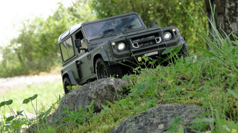 From France With Love: Flying Huntsman 6X6 Model
