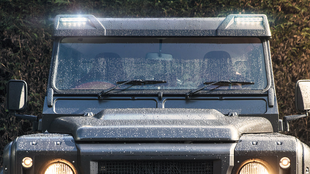 DEFENDER FRONT ROOF WING WITH LED LIGHTS