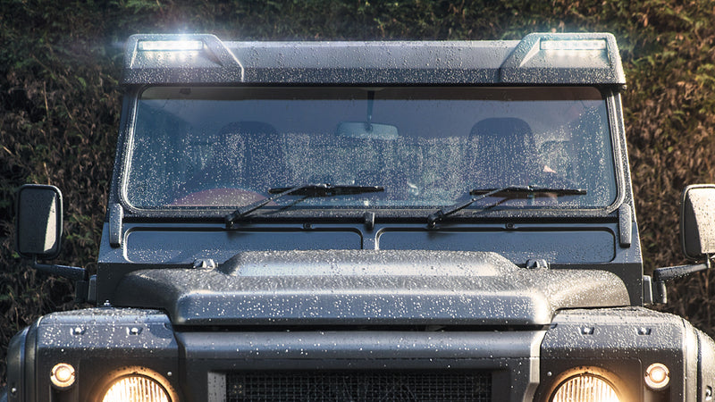 DEFENDER FRONT ROOF WING WITH LED LIGHTS