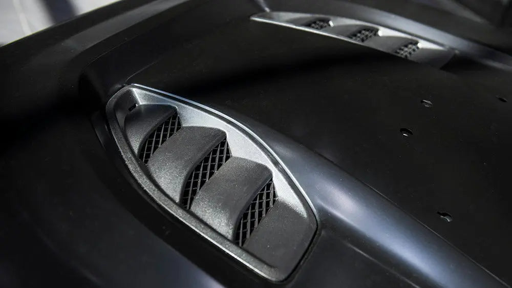 JEEP WRANGLER IRON MAN VENTED BONNET - Chelsea Truck Company