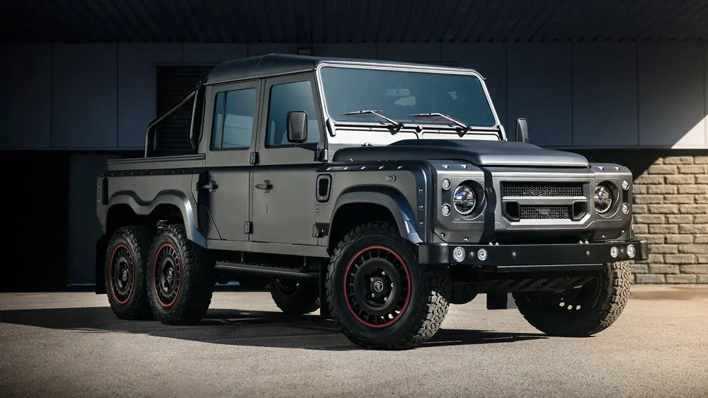 The Power Of Dreams: Double Cab Pick Up Land Rover Defender Flying Huntsman 6X6 - Chelsea Truck Company
