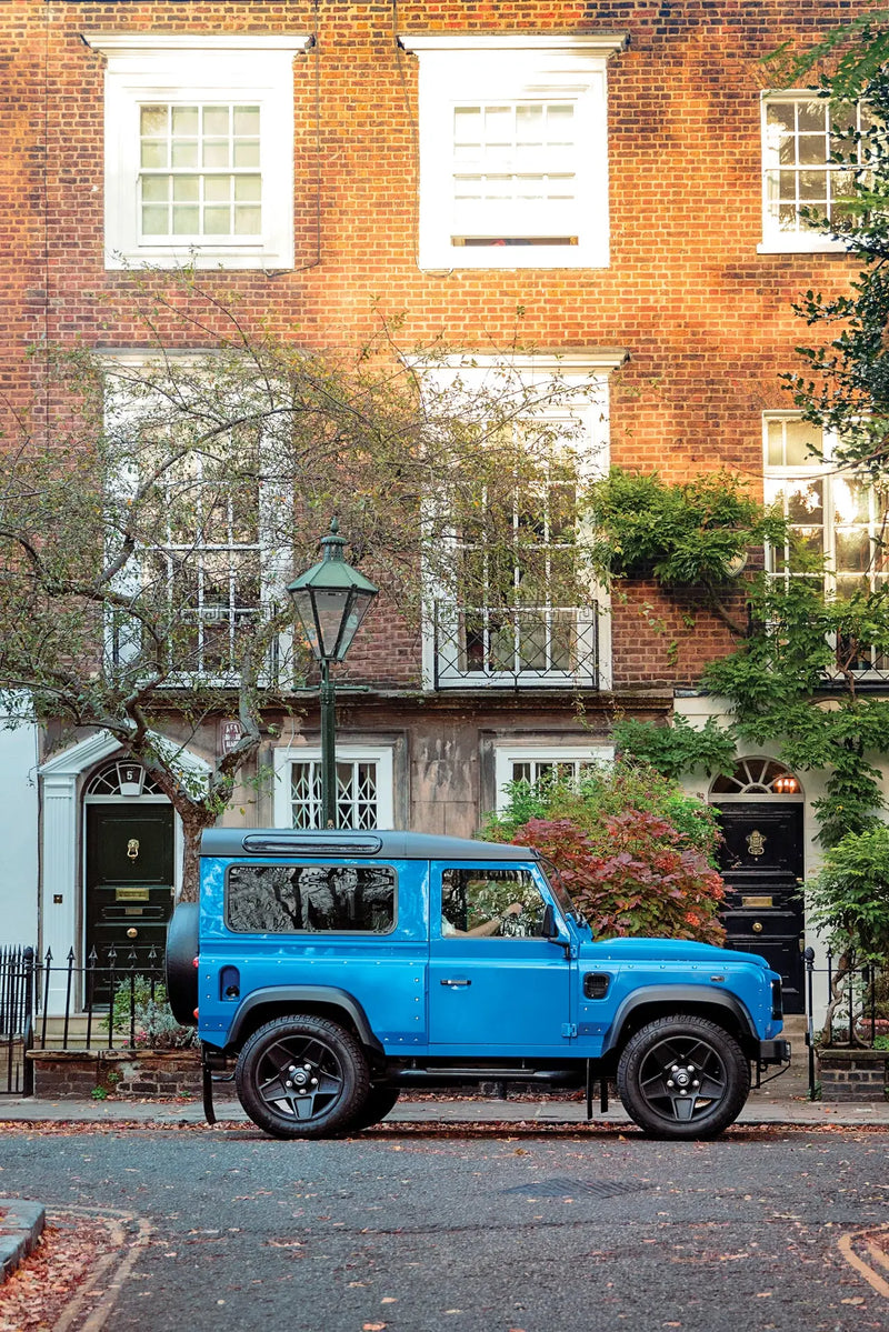 NEW CHELSEA TRUCK COMPANY DEFENDER BROCHURE