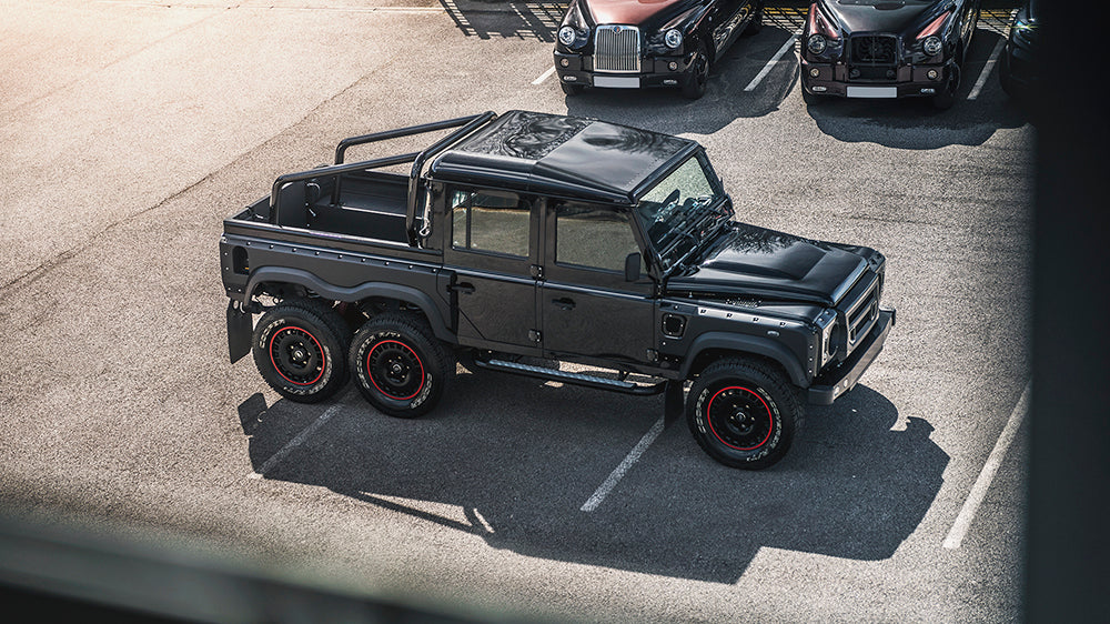 Chelsea Truck Company Flying Huntsman 6X6 Is a Modern Icon