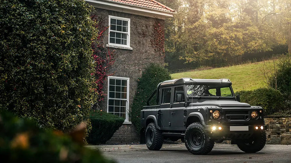 Land Rover Defender TDCI XS 110 Double Cab Pick Up Chelsea Wide Track - Chelsea Truck Company