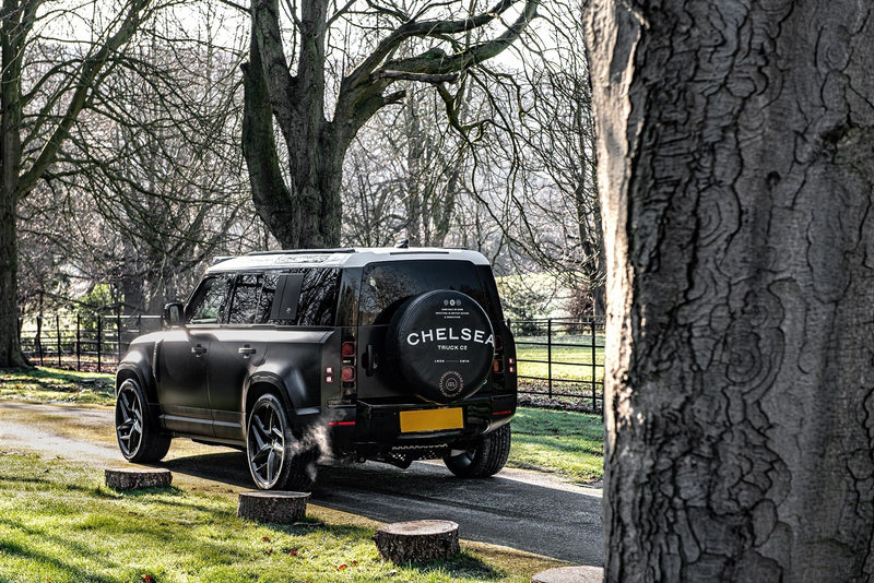 Land Rover Defender 110