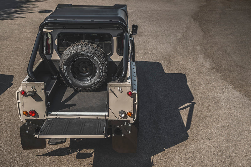 DEFENDER 110 SINGLE CAB