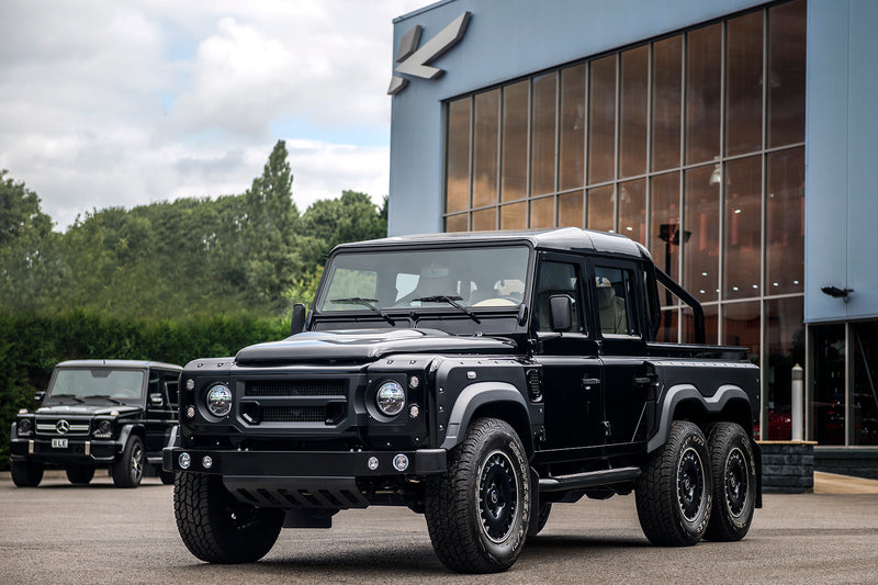 LAND ROVER DEFENDER 110 FLYING HUNTSMAN 6X6 PICKUP