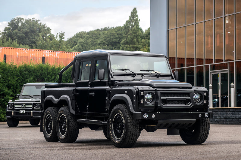 LAND ROVER DEFENDER 110 FLYING HUNTSMAN 6X6 PICKUP