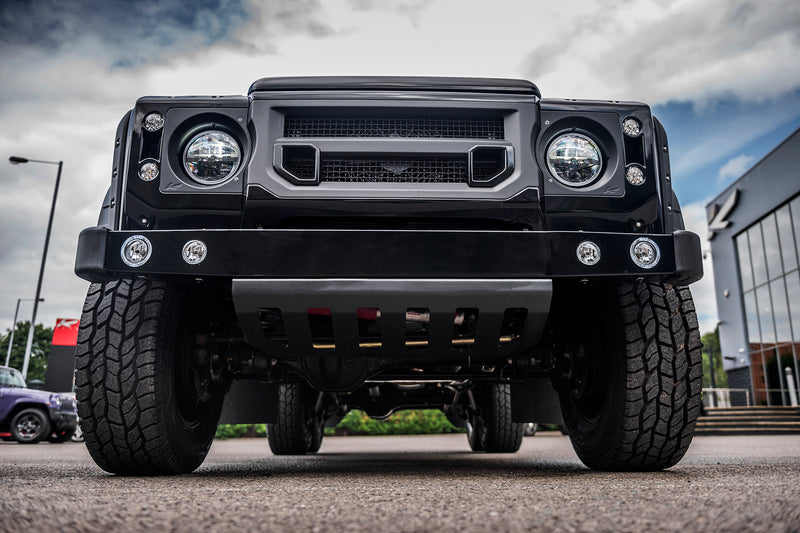 LAND ROVER DEFENDER 110 FLYING HUNTSMAN 6X6 PICKUP
