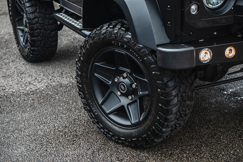 Defender 90 Vanguard