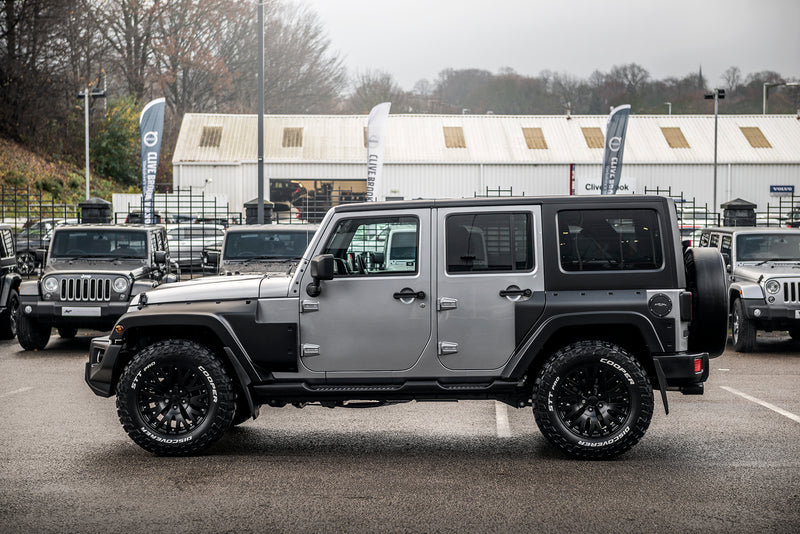 Jeep Wrangler Black Hawk