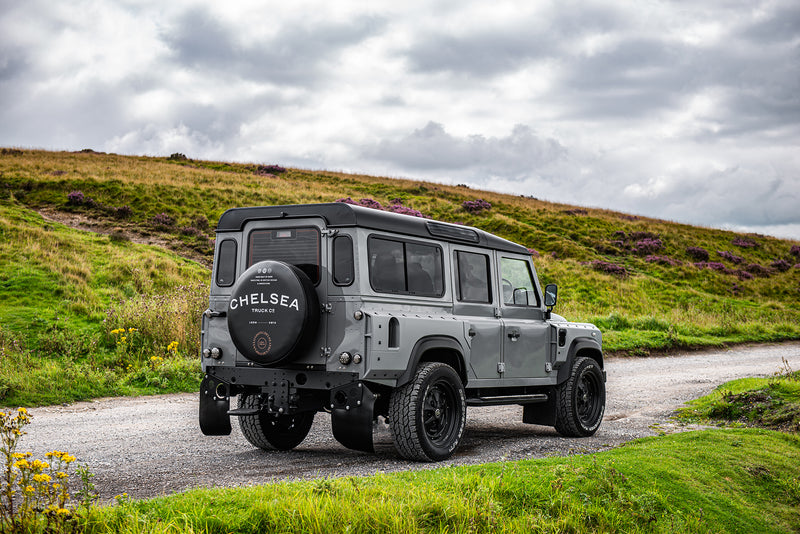 Land Rover Defender 110