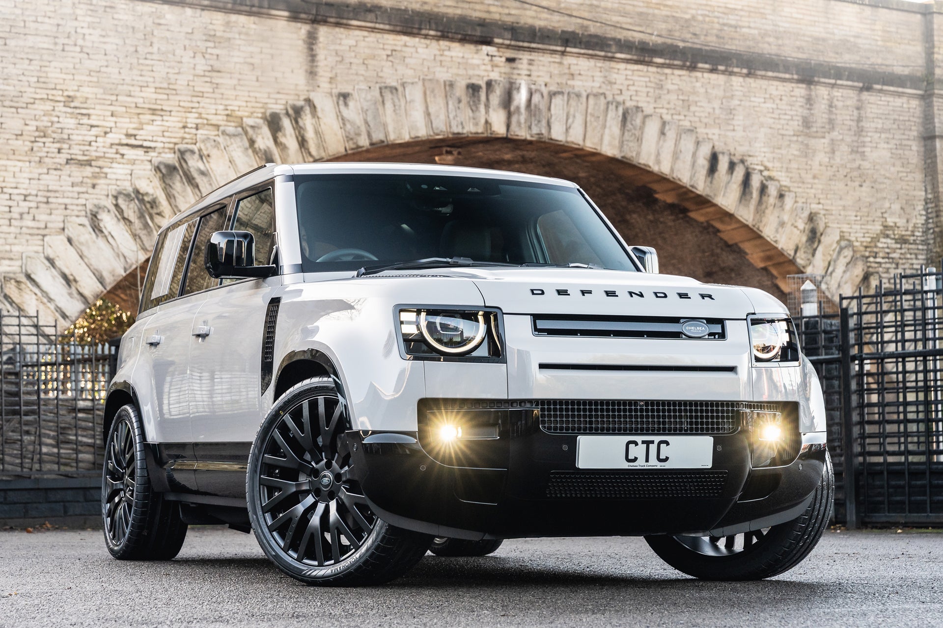 Defender 110 Borasco Grey