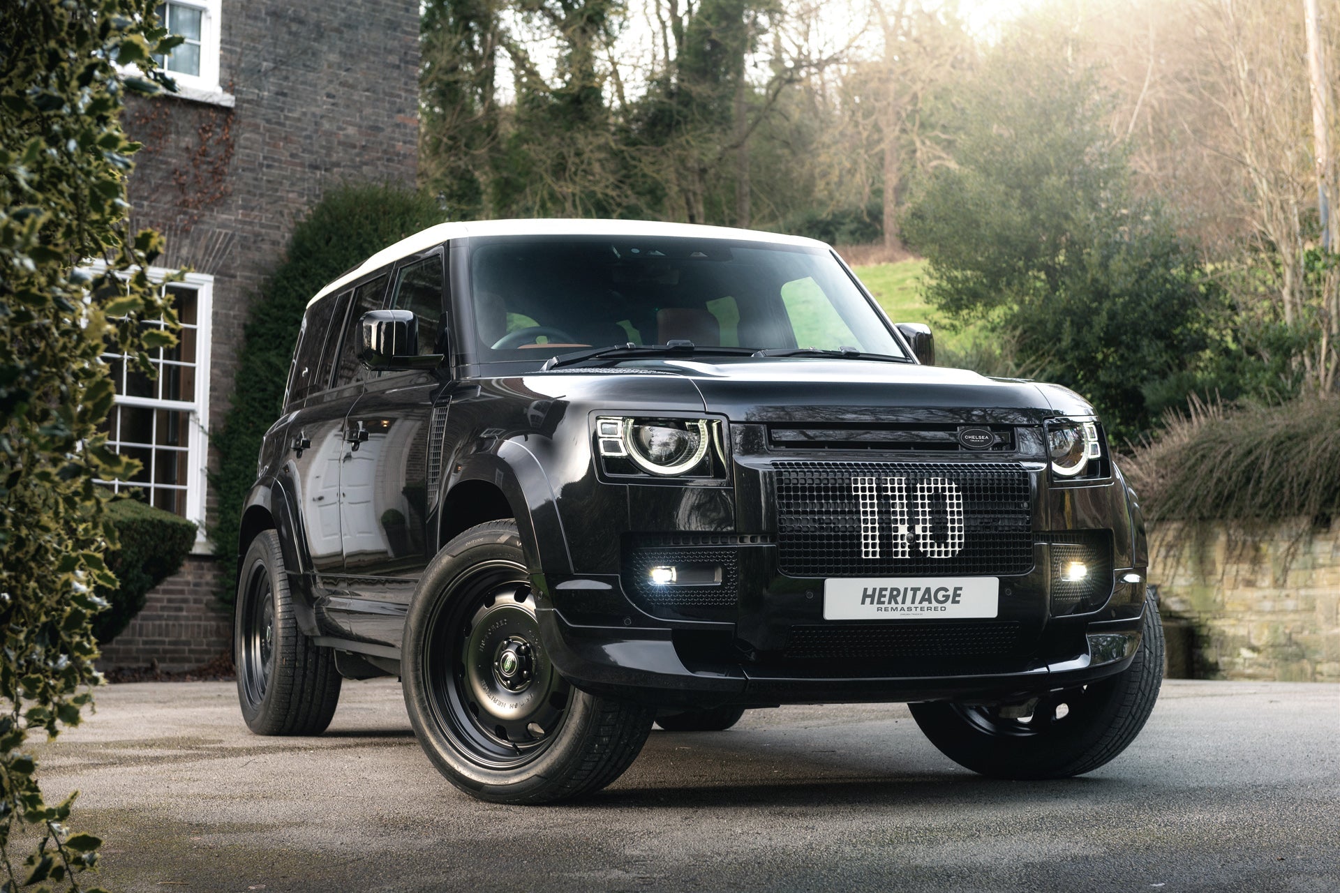 Land Rover Defender 110 Heritage Remastered