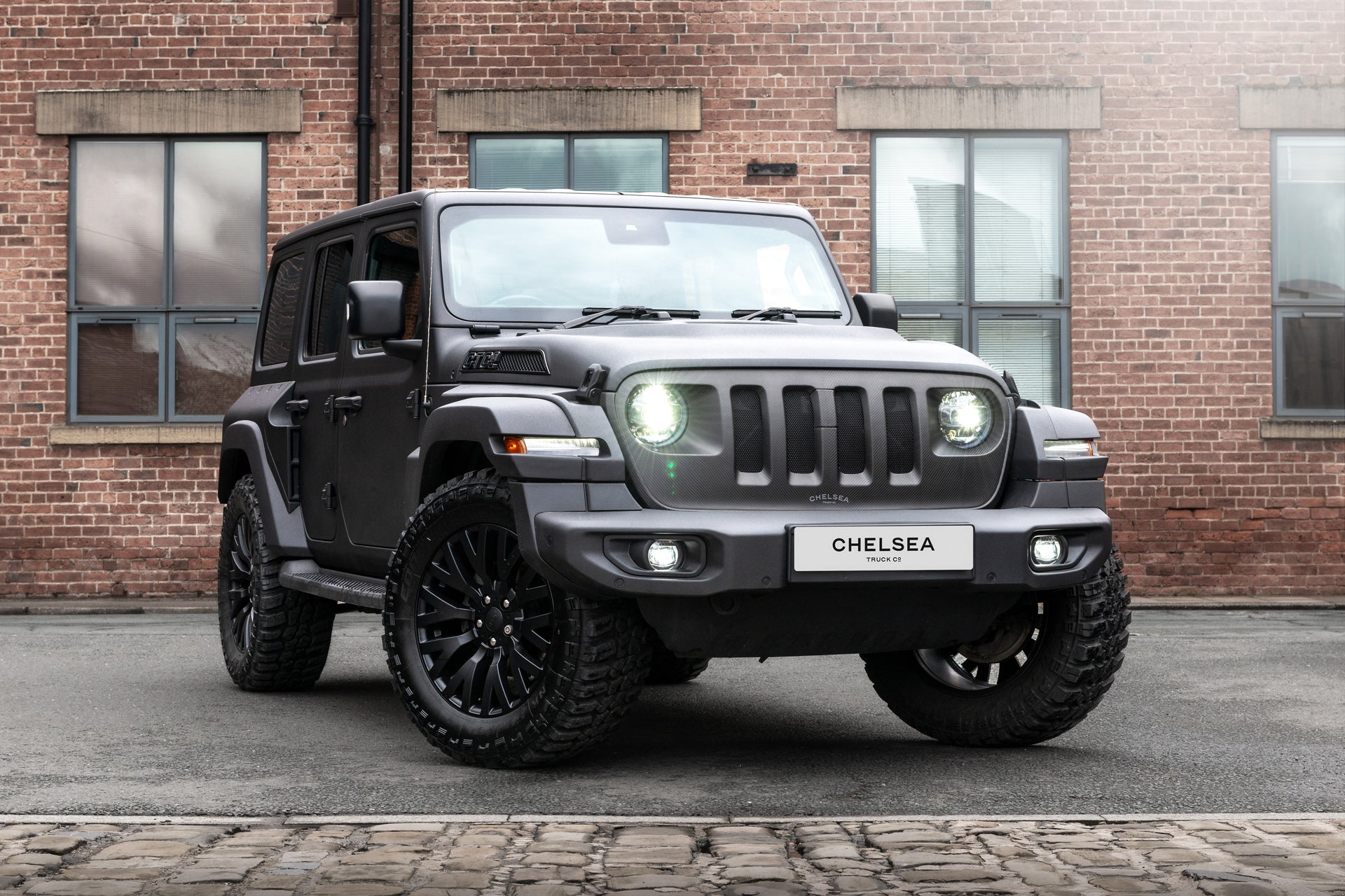 Jeep Wrangler JL 4DR (2018-Present) Black Hawk