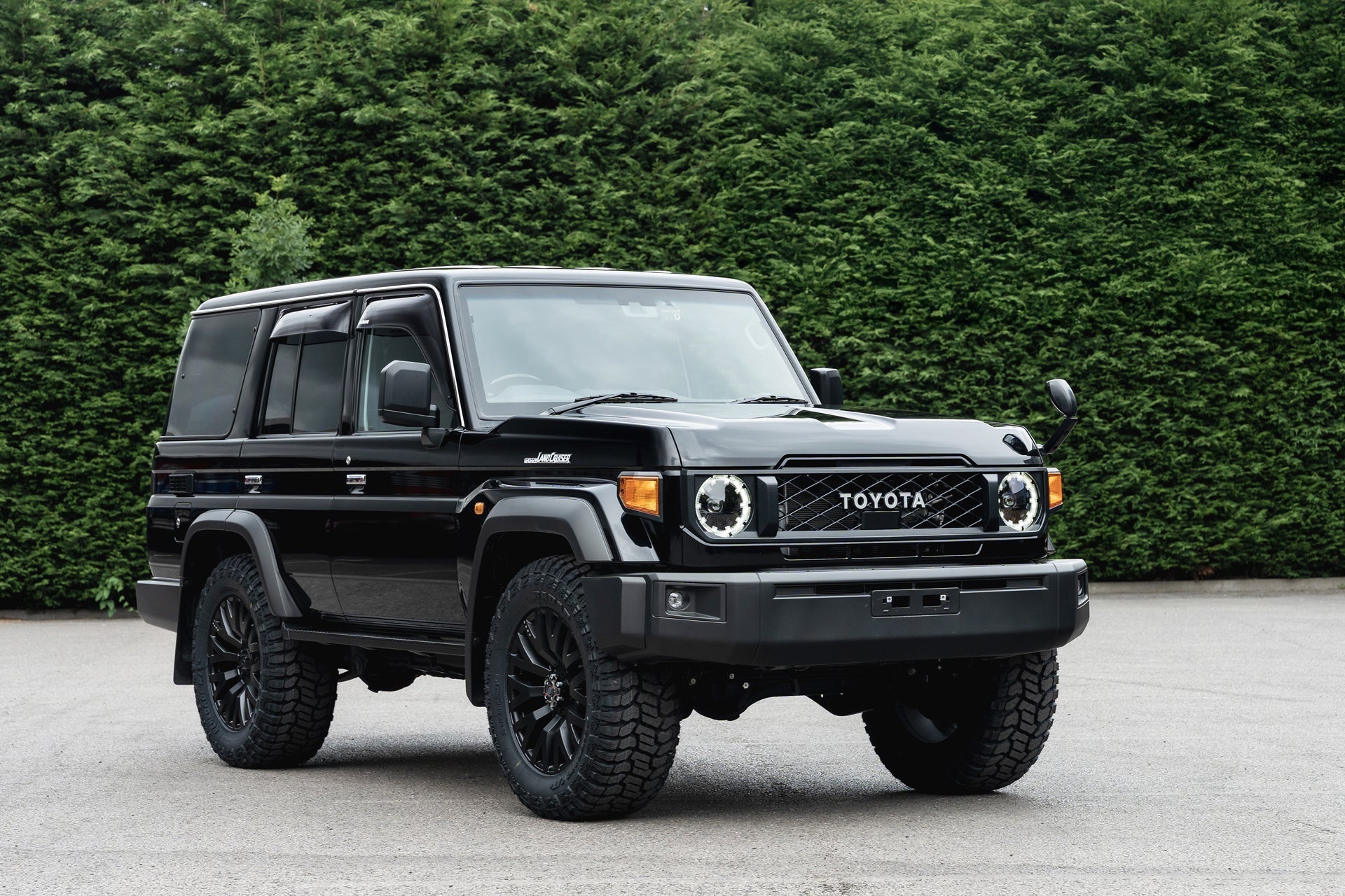 Toyota Land Cruiser J70