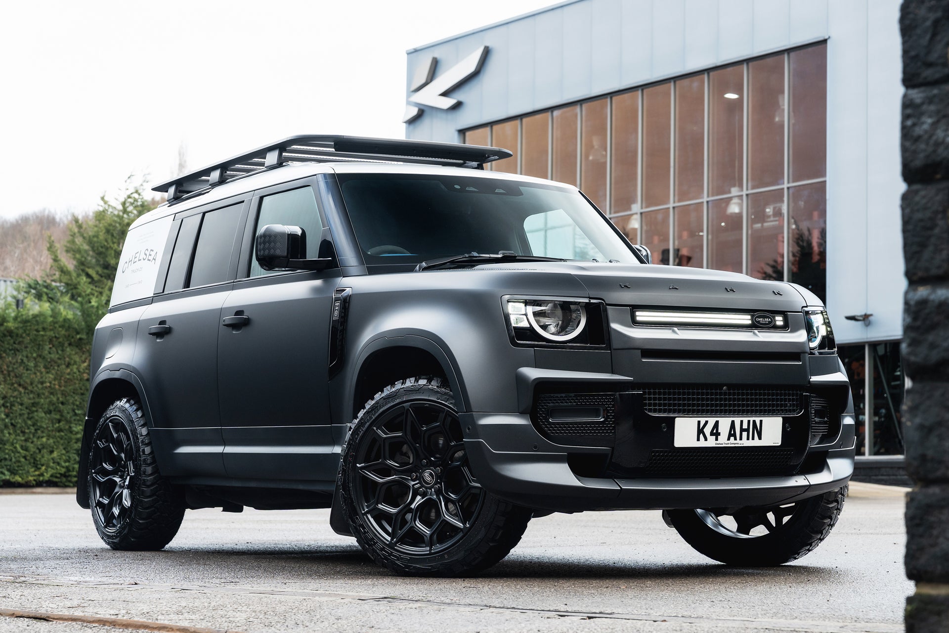 Land Rover Defender 110