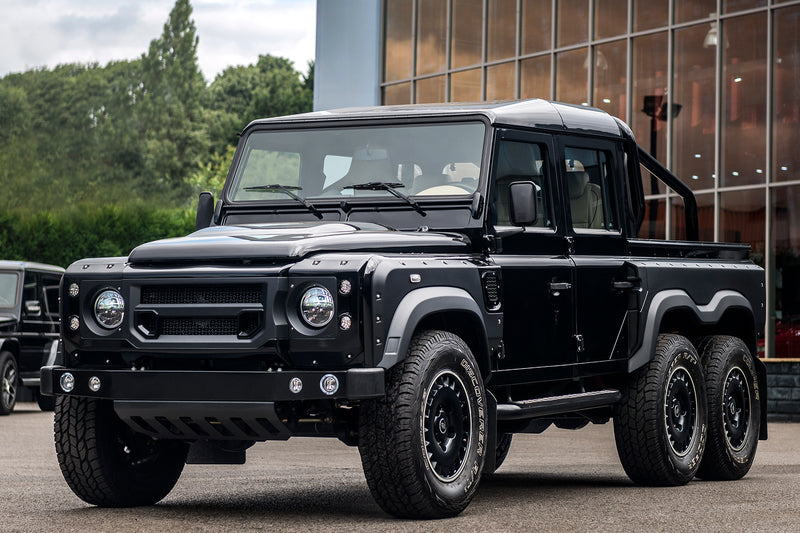 LAND ROVER DEFENDER 110 FLYING HUNTSMAN 6X6 PICKUP