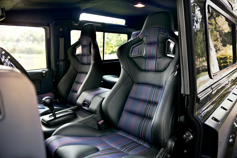 LONDON MOTOR SHOW DEFENDER