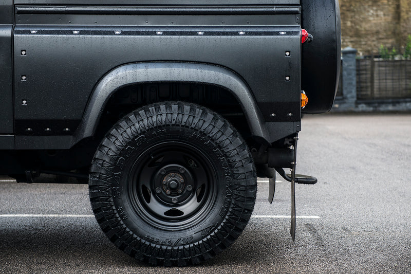 Defender 105 Longnose