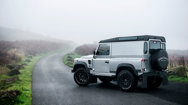 Land Rover Defender 2.2 TDCI 90 Hard Top - Chelsea Wide Track