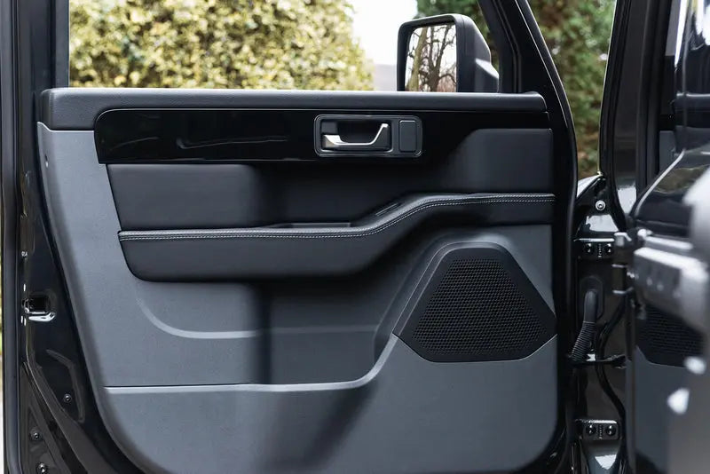 INEOS Grenadier (2023–Present) Comfort Leather Interior - Image 7