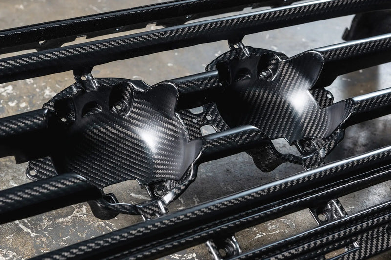 INEOS Grenadier (2023–Present) Exposed Matte Carbon Central Lamp Dakar Front Grille - Image 21