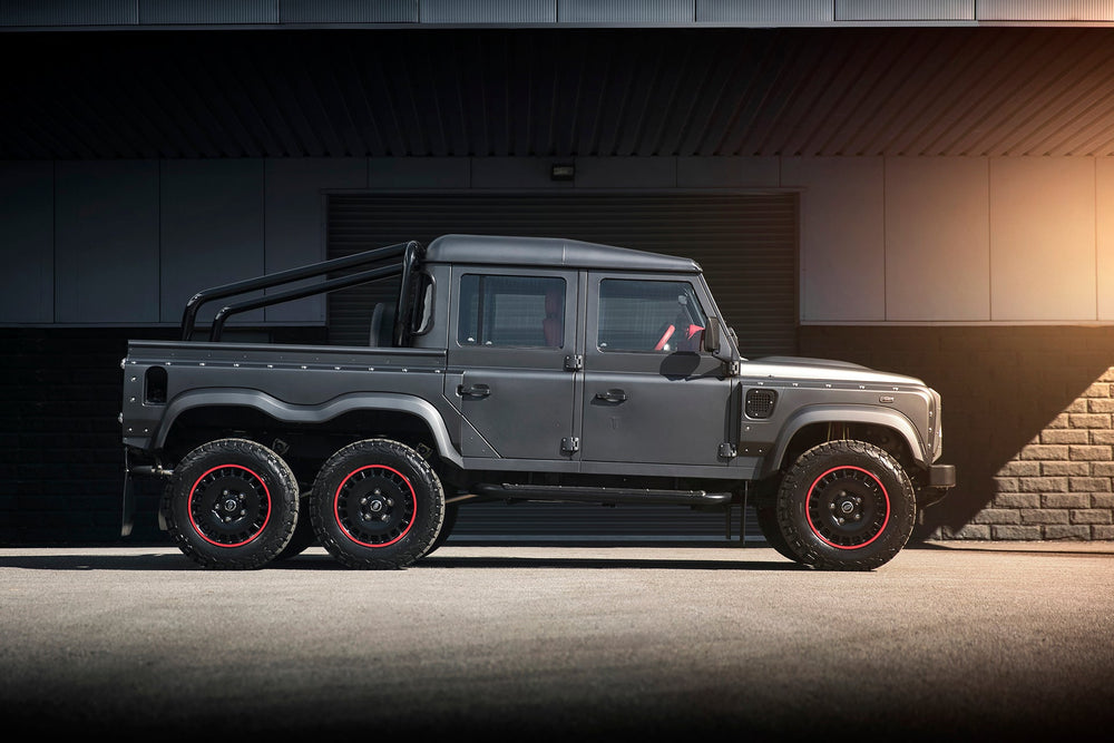 6 X 6 PICKUP Defender - Image 17