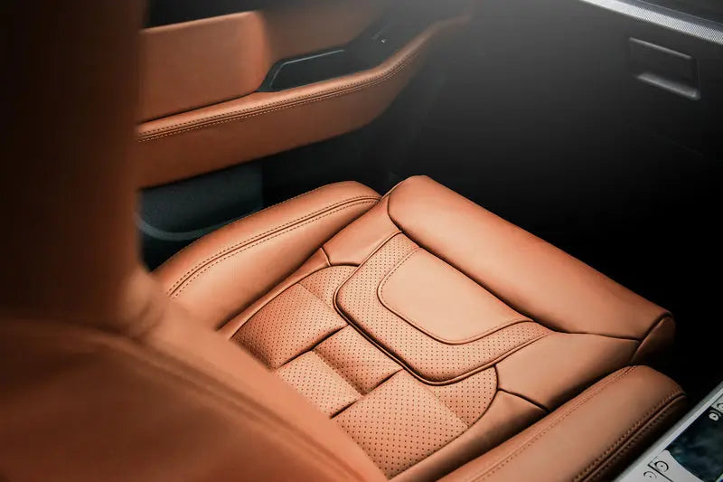 INEOS Grenadier (2023–Present) Sport Seat Leather Interior - Image 14