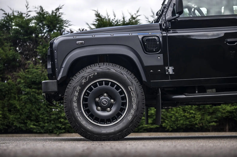 Land Rover Defender (1991-2016) Alloy Wheels - Huntsman 1945 Retro Classic Light - Image 14