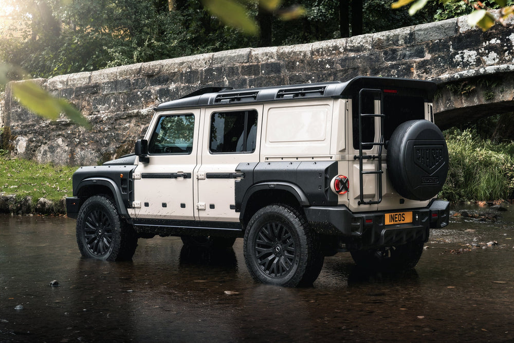 Series II Expedition Grenadier - Image 21