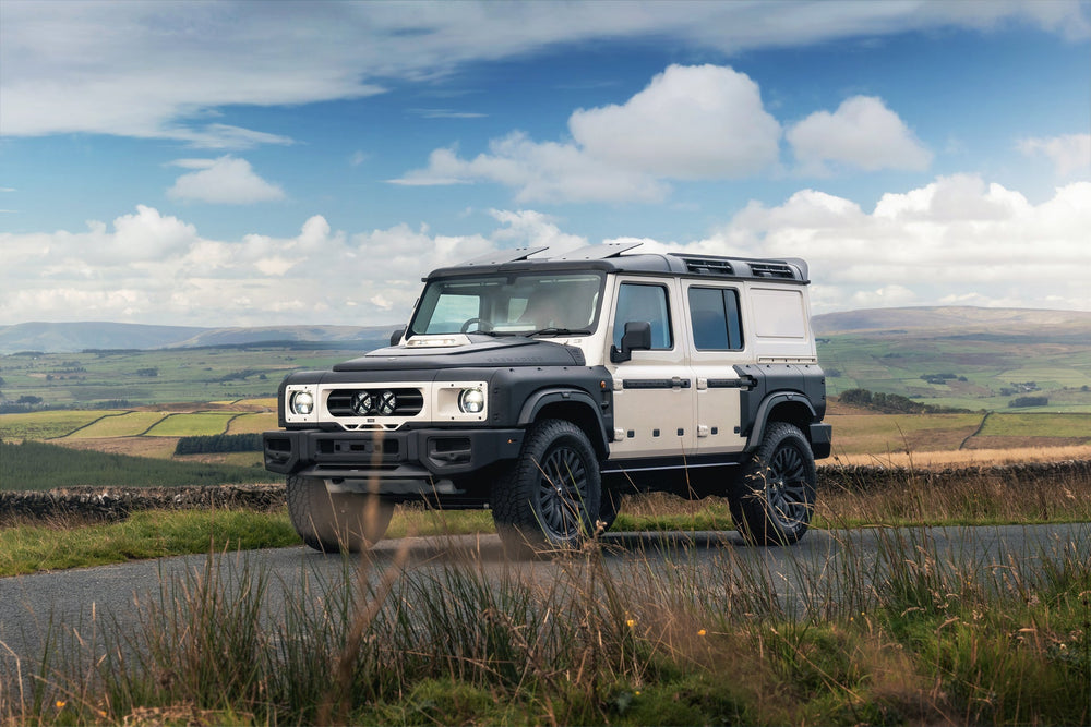 Series II Expedition Grenadier - Image 4
