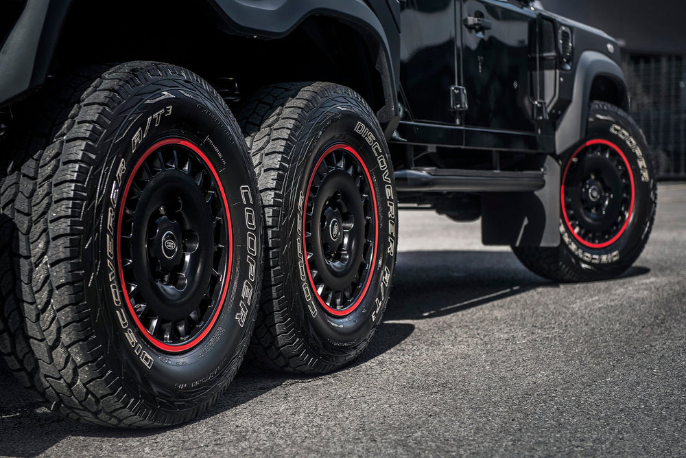 6 X 6 PICKUP Defender - Image 22