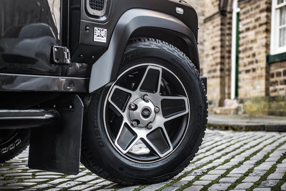 Wide Track Classic Defender 110 V8 Works - Image 20