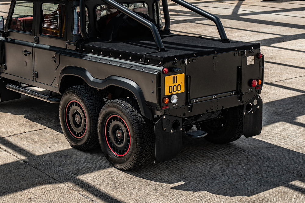6 X 6 PICKUP Defender - Image 36