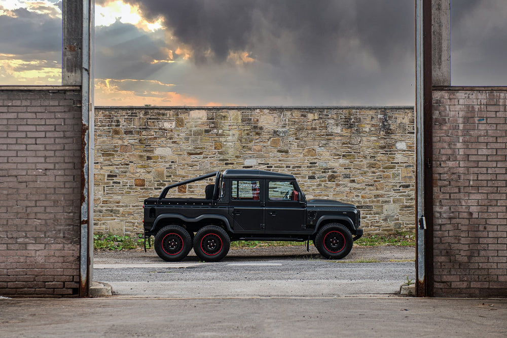 6 X 6 PICKUP Defender - Image 24