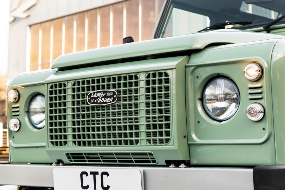 Heritage Edition Defender - Image 30