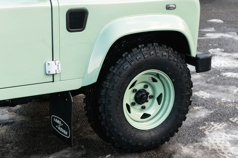 Heritage Edition Defender - Image 35