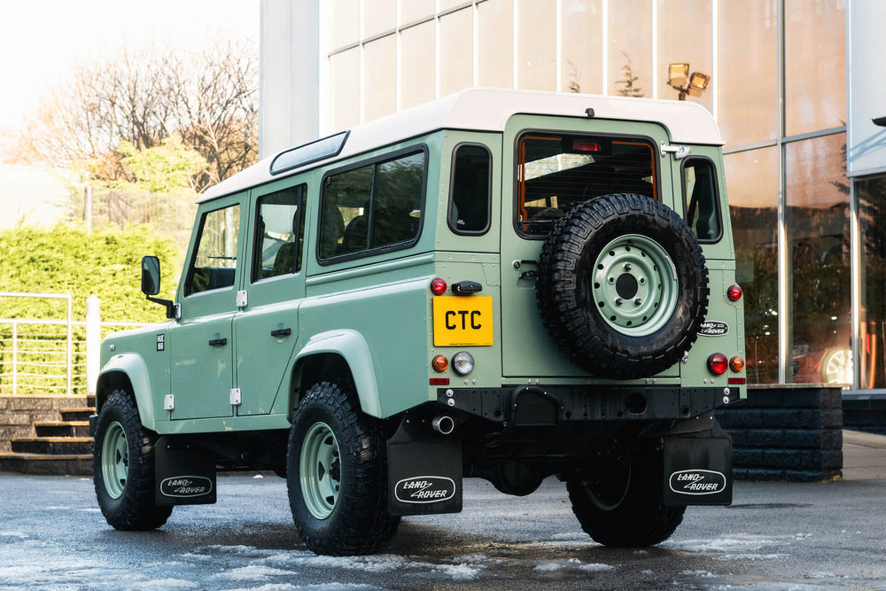 Heritage Edition Defender - Image 38