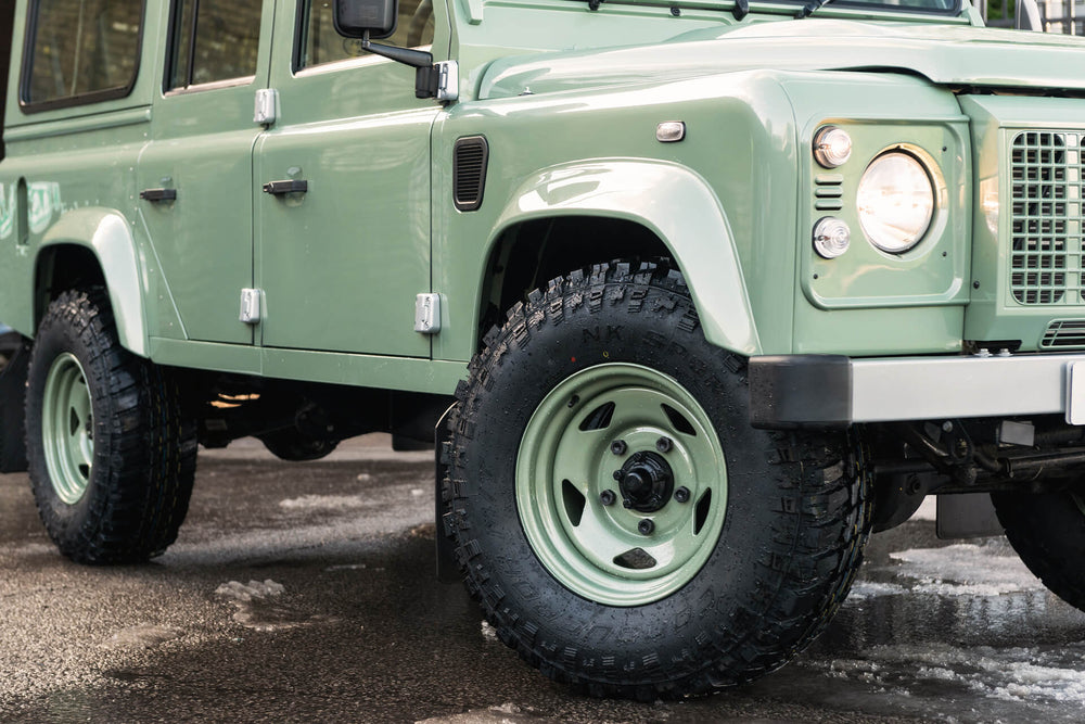Heritage Edition Defender - Image 21