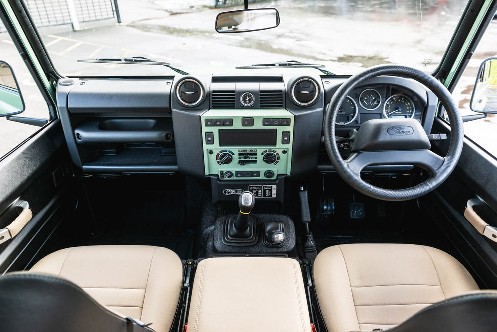 Heritage Edition Defender - Image 60