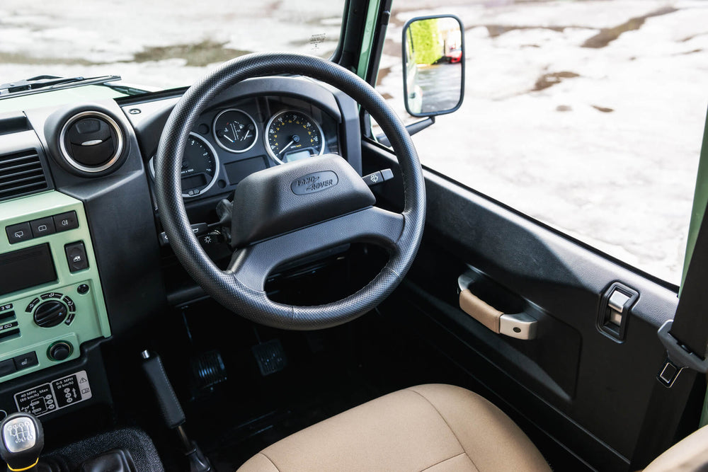Heritage Edition Defender - Image 63