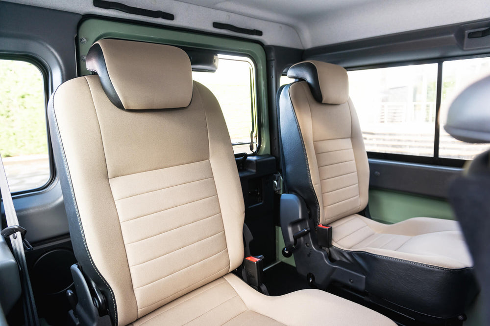 Heritage Edition Defender - Image 72