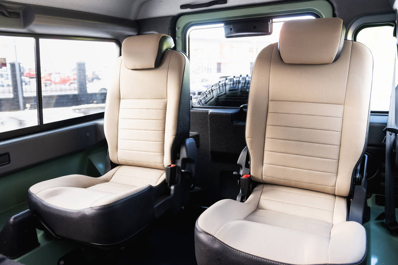 Heritage Edition Defender - Image 73